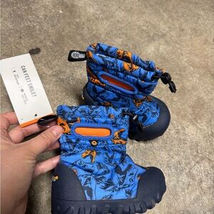 Bogs B-moc snow boots cool Dino Size 6